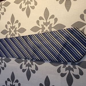 Geoffrey Beene Blue and Silver Silk Tie